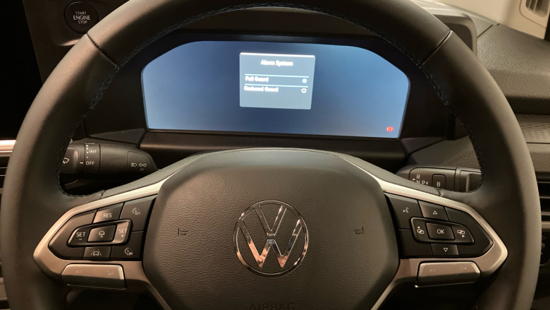 Volkswagen Transporter T32 Swb Electric 160kW 65kWh Commerce Pro Van Auto